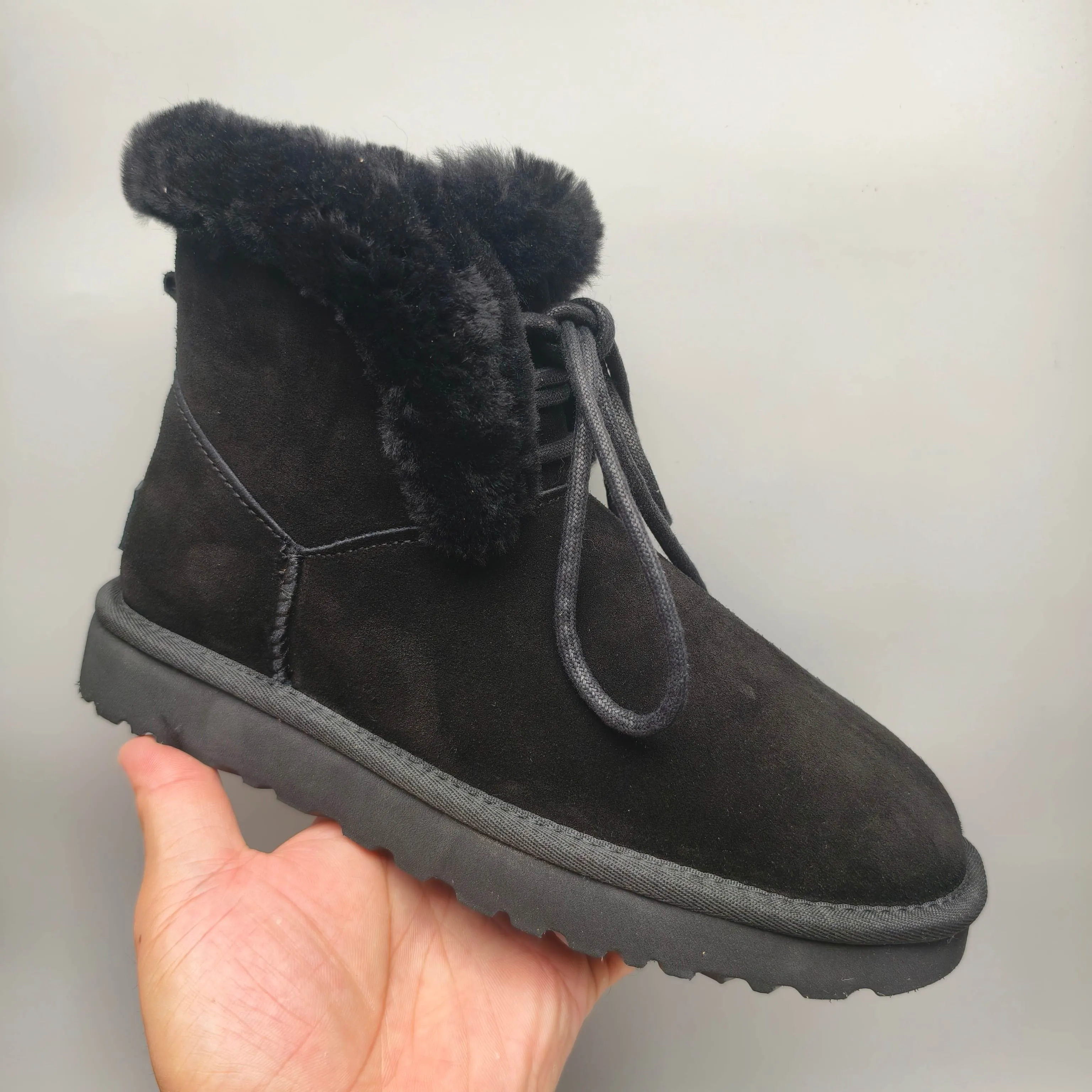 💰520 UGG sheepskin all-in-one snow boots 4576 mid-calf lace-up casual women's shoes Color: Gray Maroon Black Matching Size: 35-40